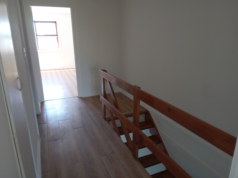 To Let 2 Bedroom Property for Rent in Strand Central Western Cape